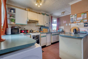 Kitchen/Diner- click for photo gallery